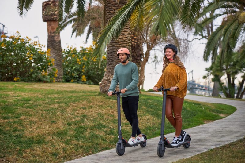 E22E_-Lifestyle_Flat-free-tyres